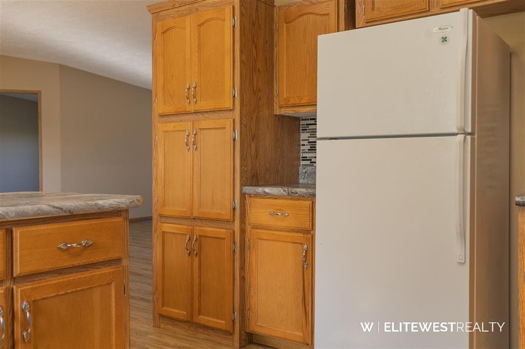 952 Road 6 — photo 13 of 72