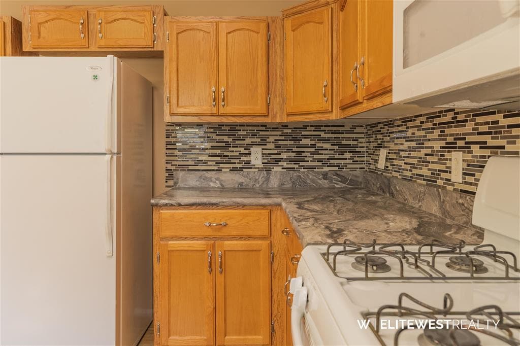 952 Road 6 — photo 16 of 72