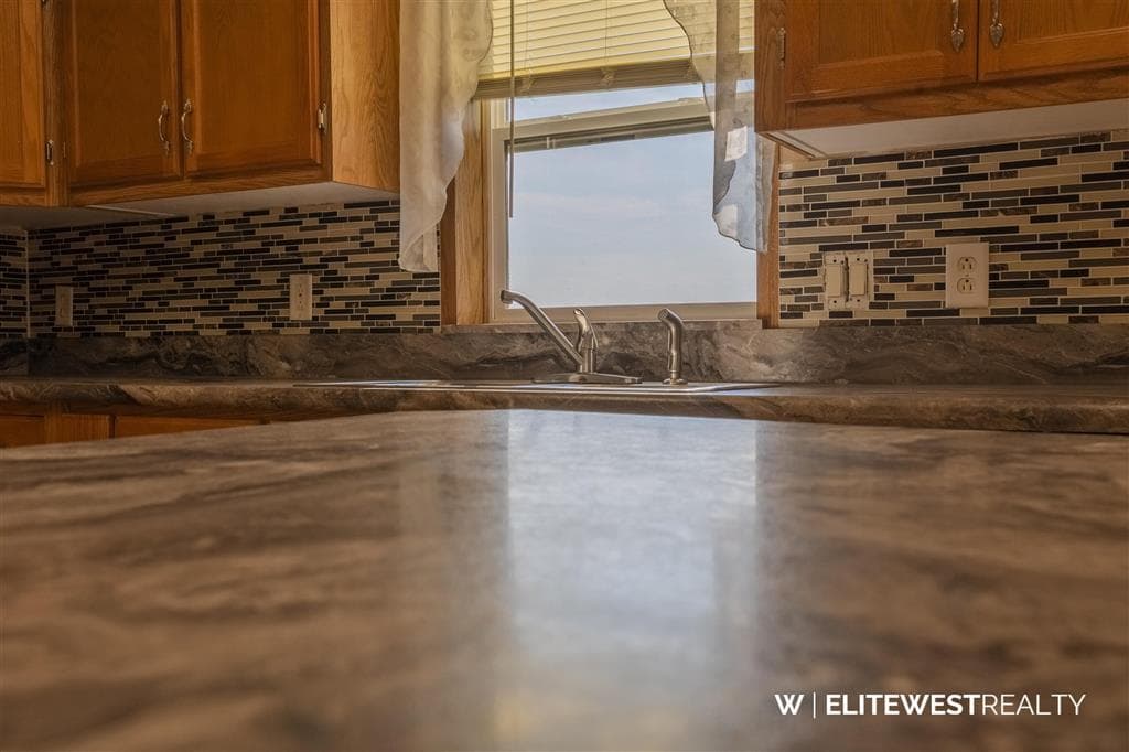 952 Road 6 — photo 8 of 72