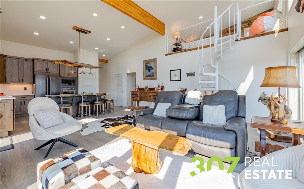 99 Irene Dr — photo 16 of 52