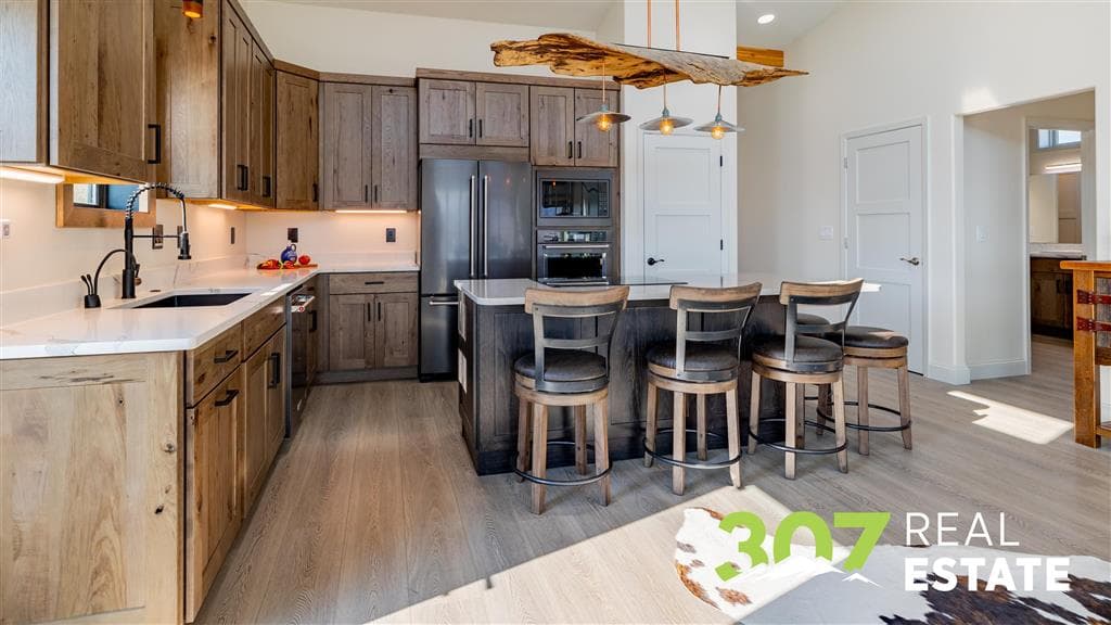 99 Irene Dr — photo 9 of 52