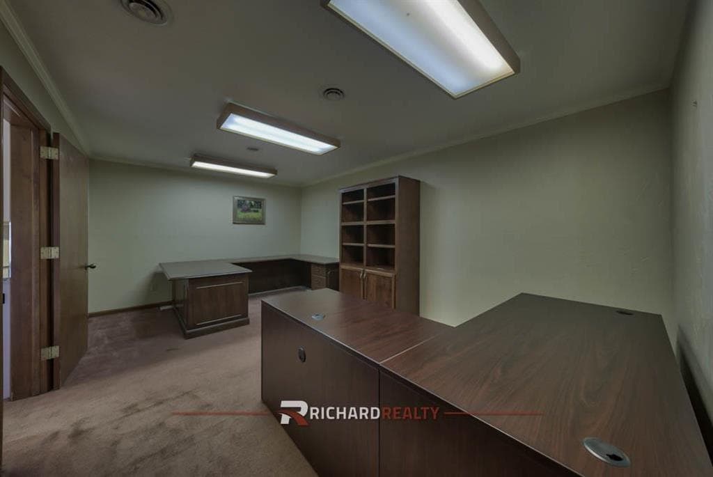 1015 Robertson Ave — photo 16 of 25