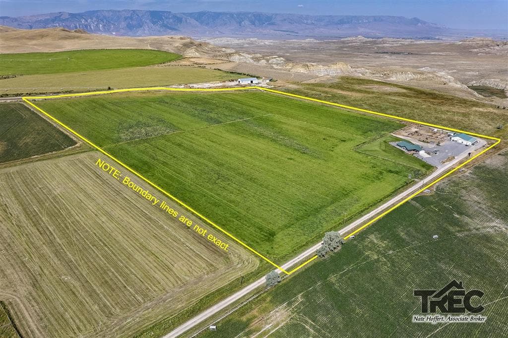 854 Road 22 1/2 — photo 31 of 94