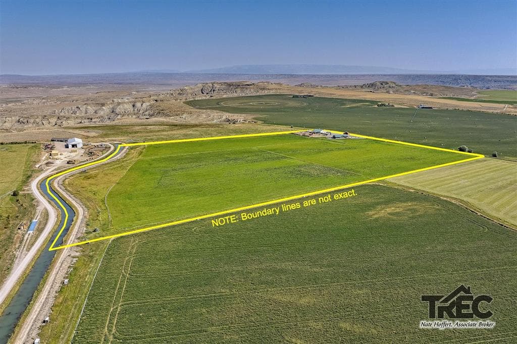 854 Road 22 1/2 — photo 37 of 94