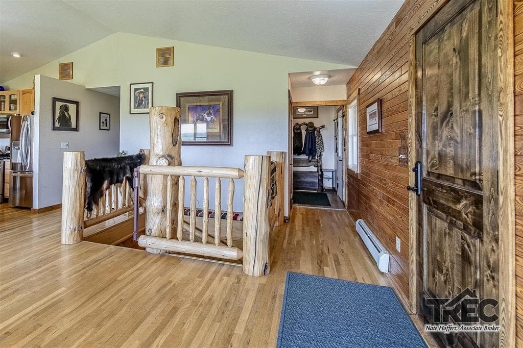 854 Road 22 1/2 — photo 39 of 94