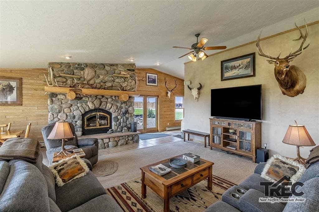 854 Road 22 1/2 — photo 47 of 94