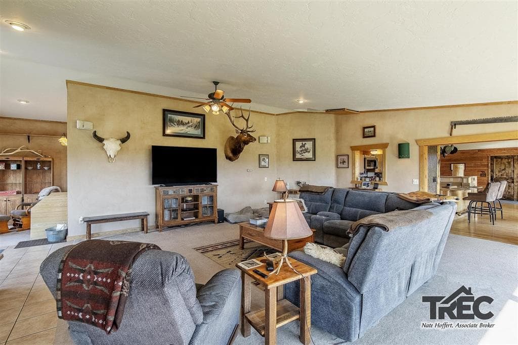 854 Road 22 1/2 — photo 48 of 94