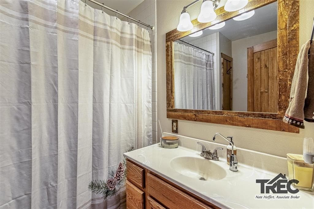 854 Road 22 1/2 — photo 68 of 94