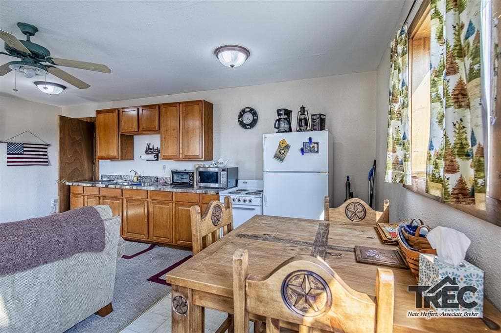 854 Road 22 1/2 — photo 79 of 94