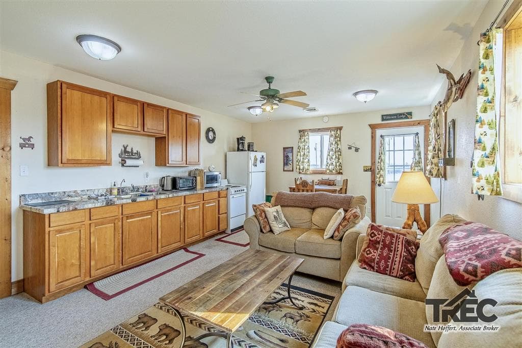 854 Road 22 1/2 — photo 82 of 94