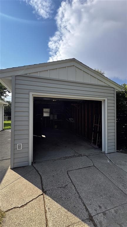 2107 23rd St — photo 11 of 13