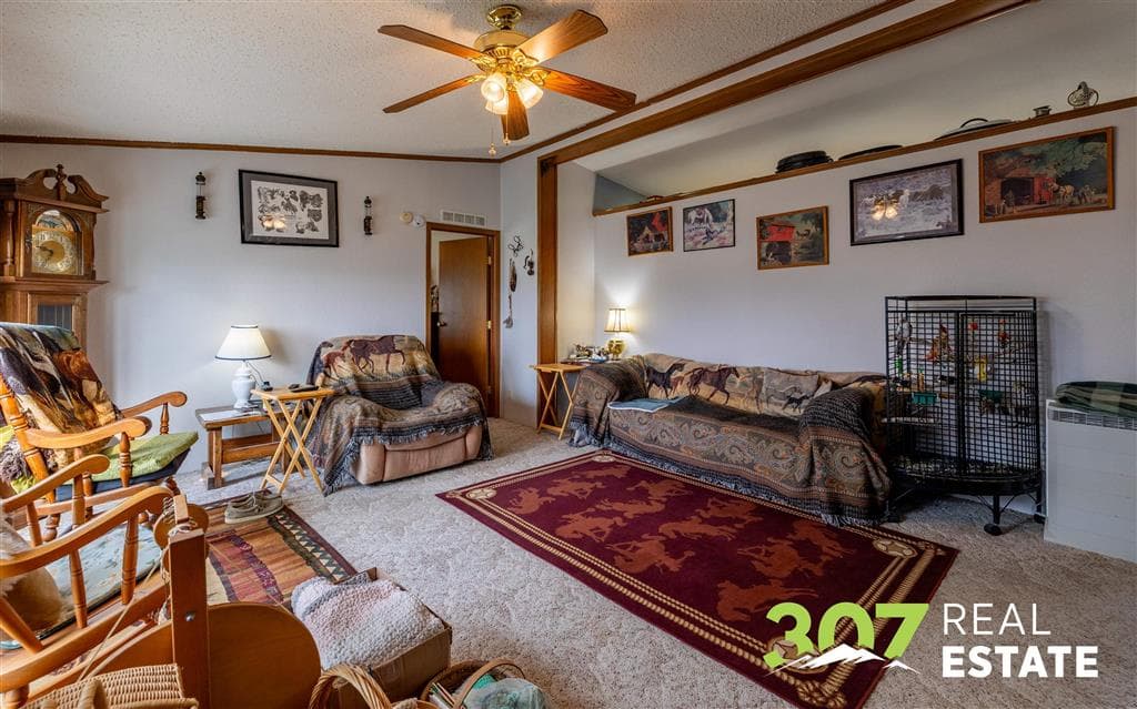 948 Saddle Ct — photo 12 of 32