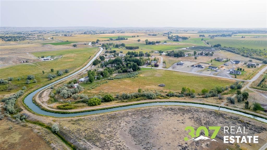 948 Saddle Ct — photo 16 of 32