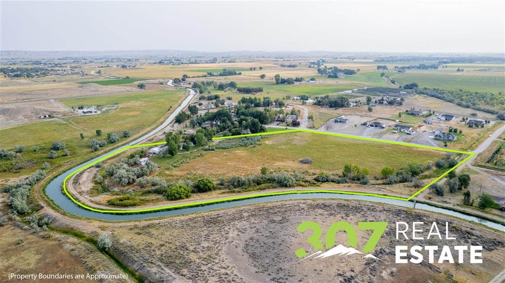 948 Saddle Ct — photo 17 of 32