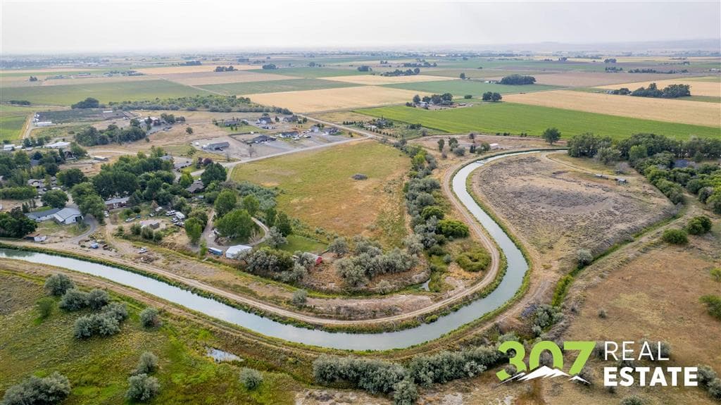 948 Saddle Ct — photo 18 of 32