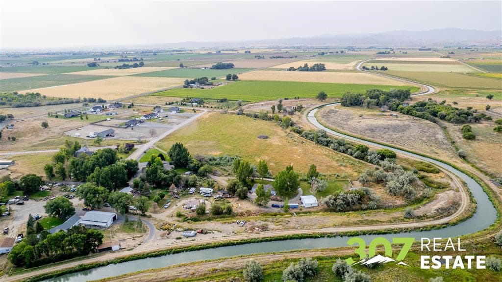 948 Saddle Ct — photo 19 of 32