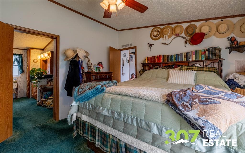 948 Saddle Ct — photo 8 of 32