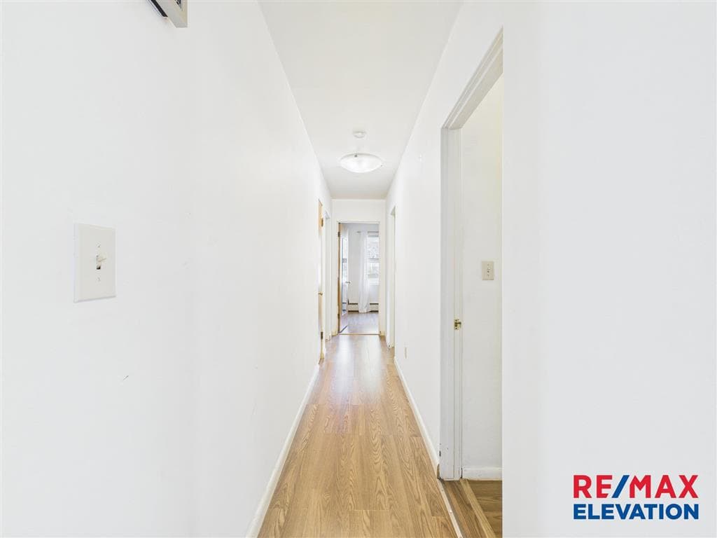 618 Montana Ave — photo 20 of 44