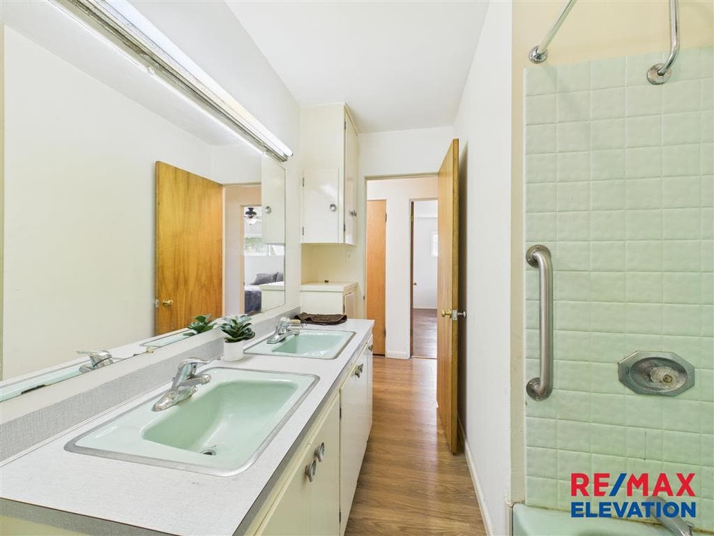 618 Montana Ave — photo 25 of 44