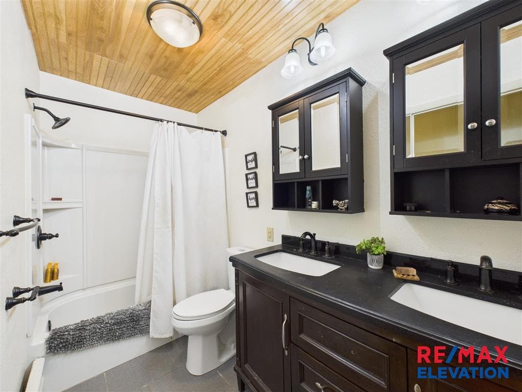 618 Montana Ave — photo 28 of 44