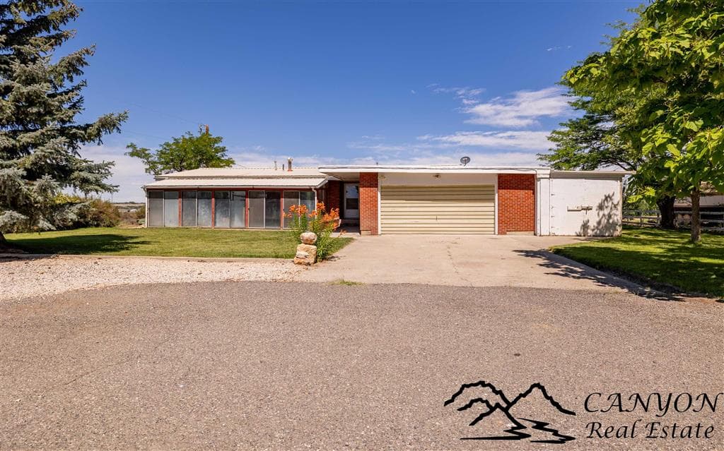 1039 Lane 12 — photo 39 of 54