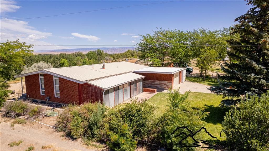 1039 Lane 12 — photo 43 of 54