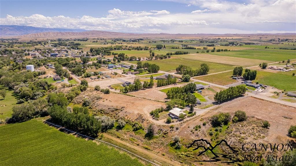 1039 Lane 12 — photo 46 of 54