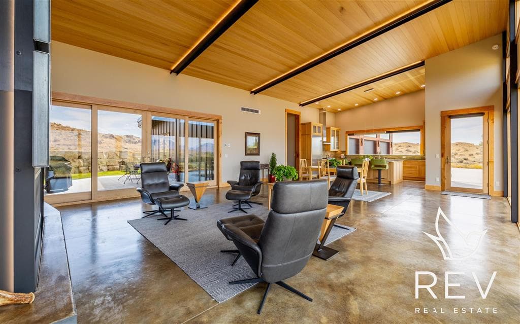 21 Tailwinds Dr — photo 12 of 51