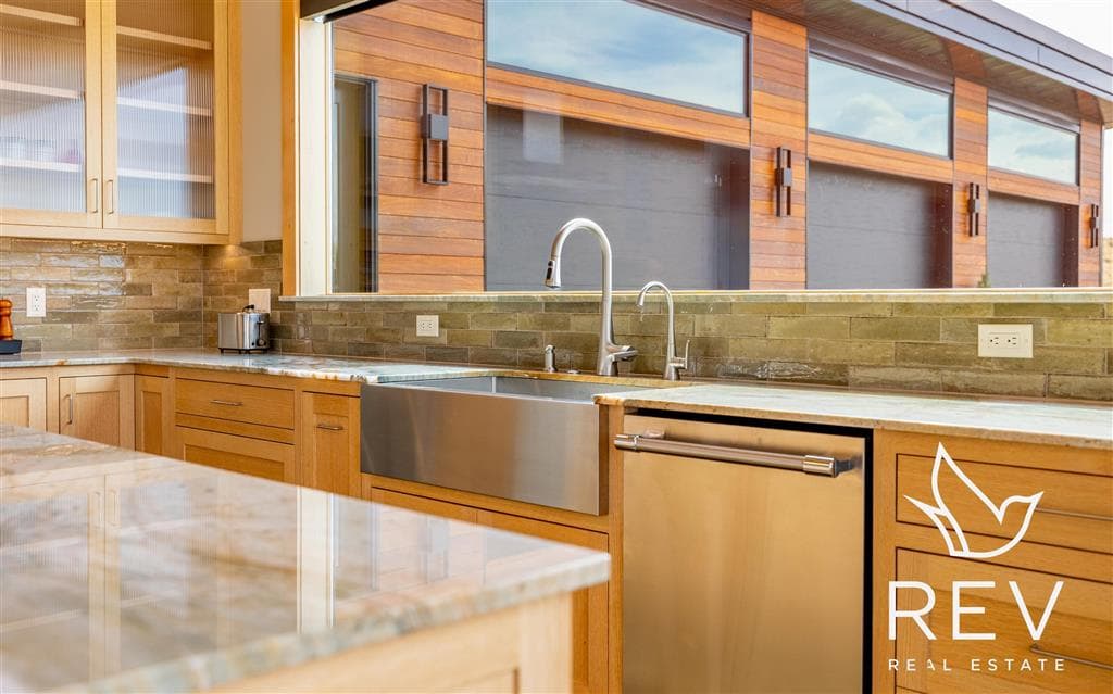 21 Tailwinds Dr — photo 16 of 51