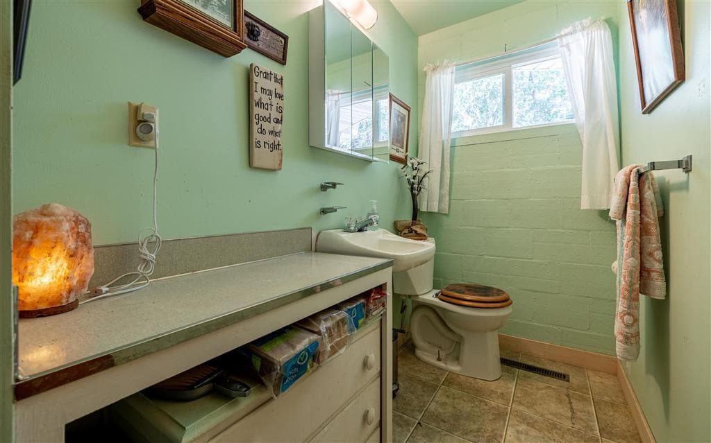 868 McKinley — photo 11 of 14