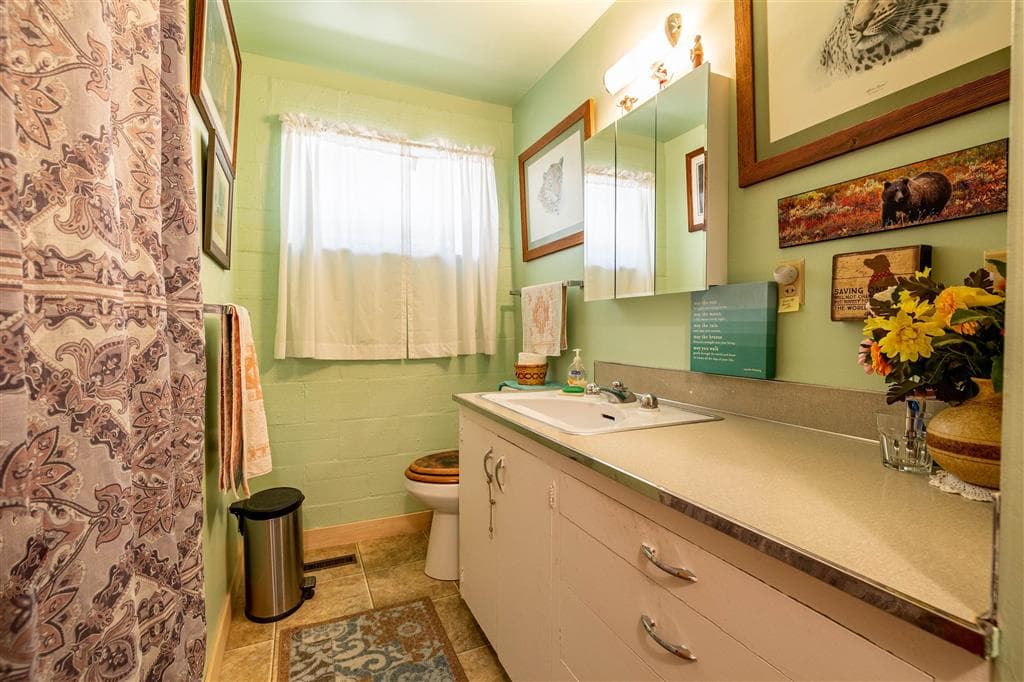 868 McKinley — photo 12 of 14