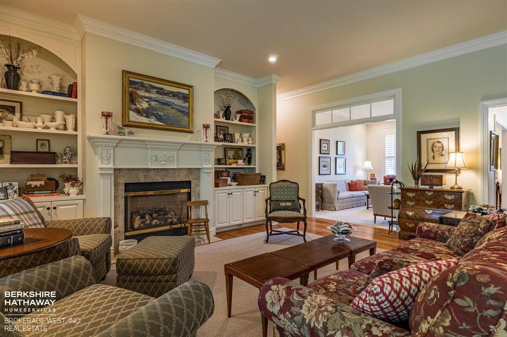 1207 Sunshine Ave — photo 11 of 54