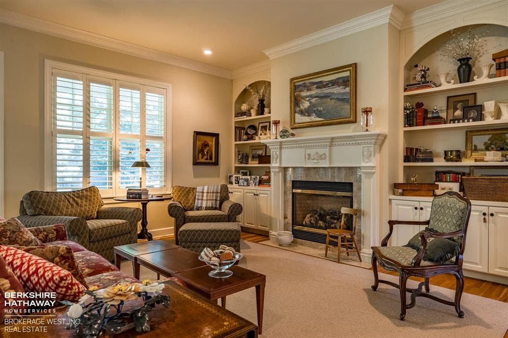 1207 Sunshine Ave — photo 12 of 54