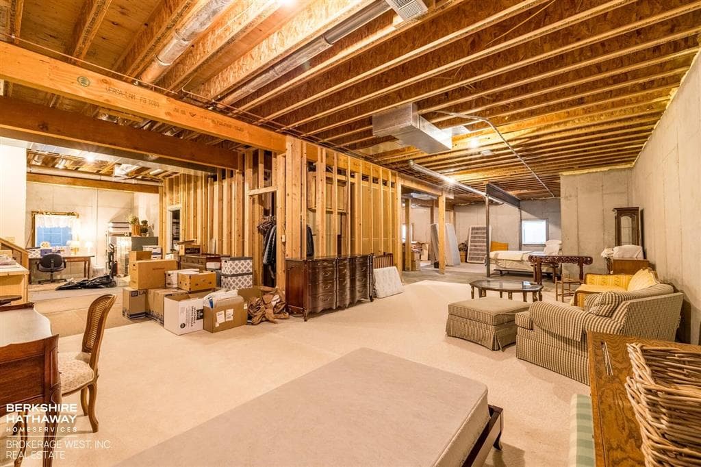 1207 Sunshine Ave — photo 28 of 54