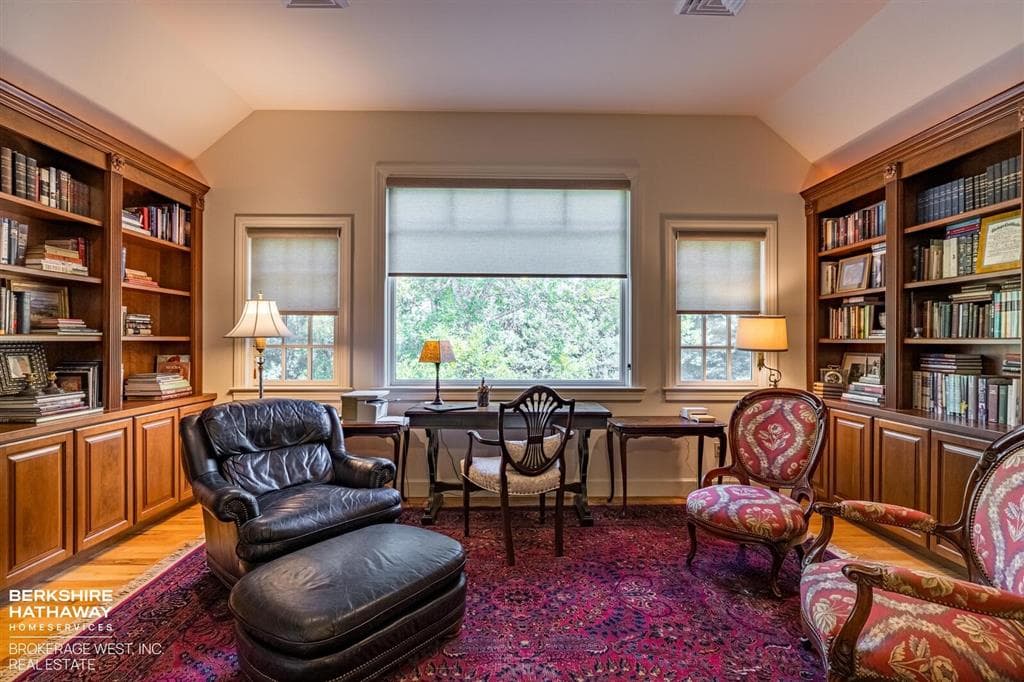 1207 Sunshine Ave — photo 30 of 54