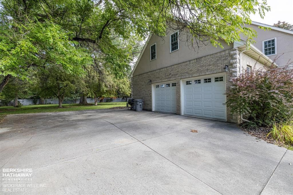 1207 Sunshine Ave — photo 50 of 54