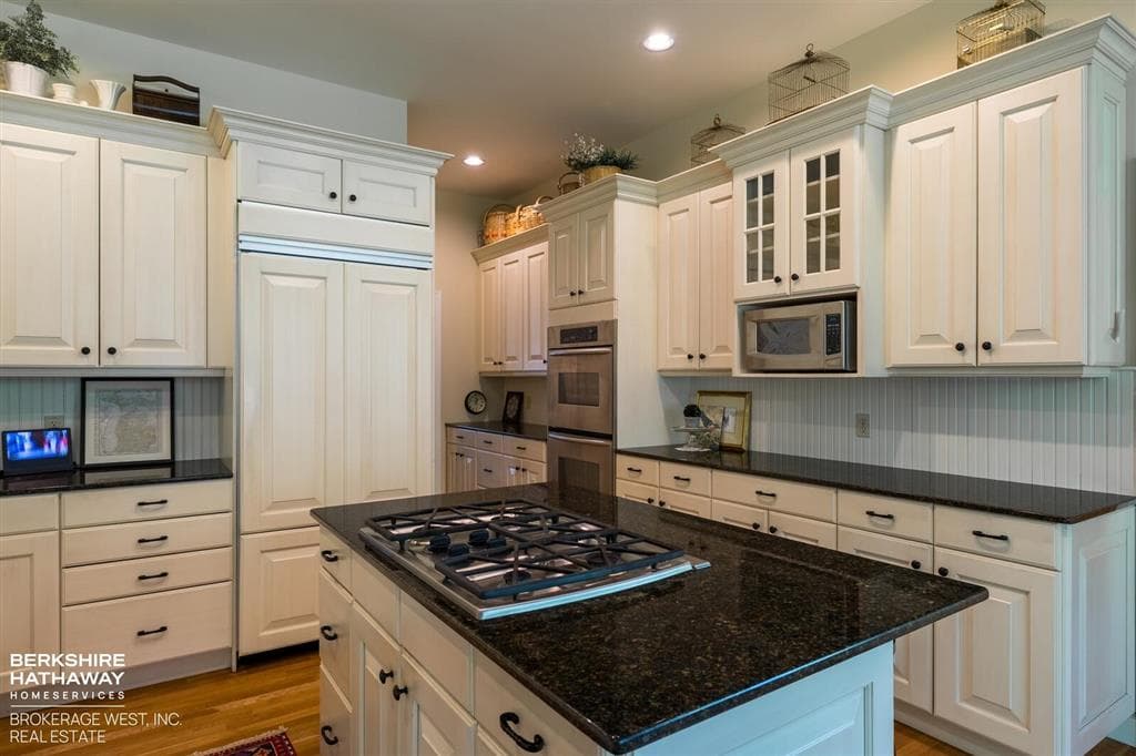 1207 Sunshine Ave — photo 7 of 54