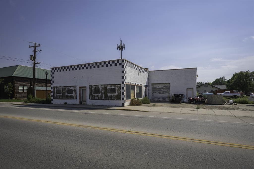 125 S 6th St photo 1