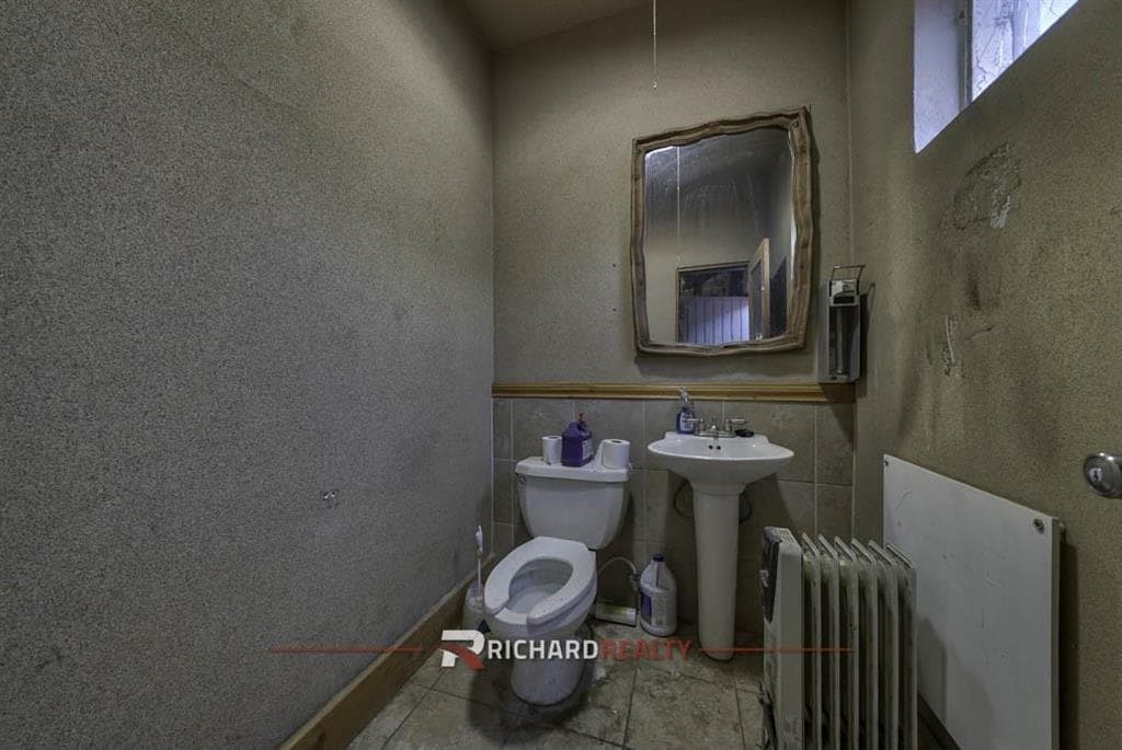 125 S 6th St — photo 13 of 18