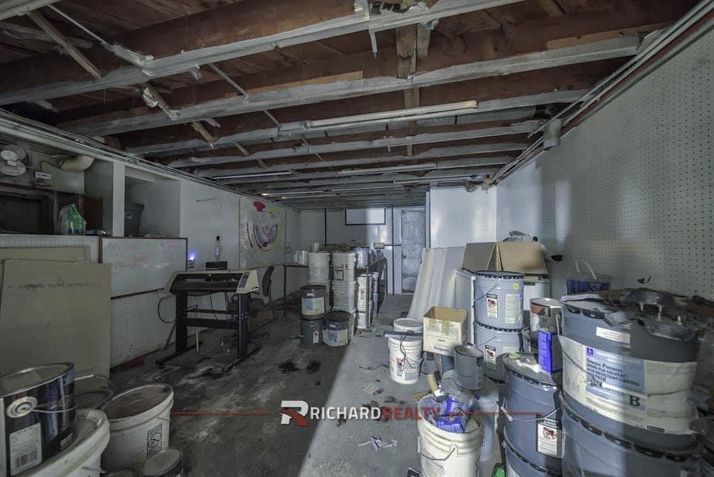 125 S 6th St — photo 18 of 18