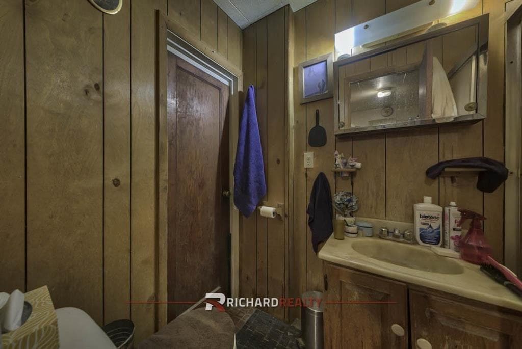 710 W C St — photo 14 of 23