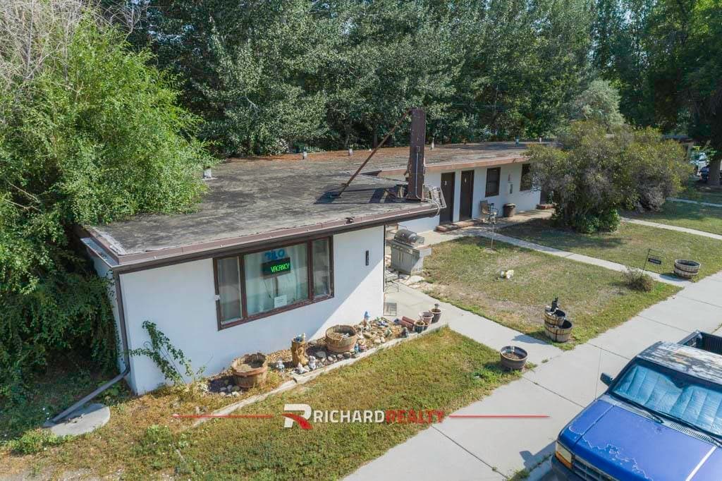 710 W C St — photo 3 of 23