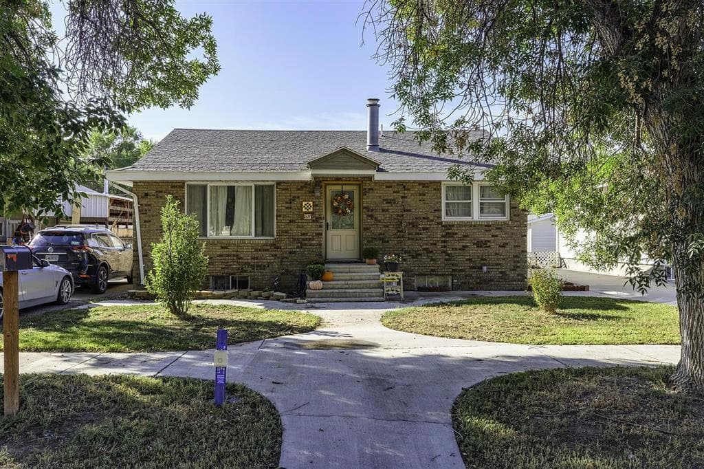 511 5th Ave N photo 1