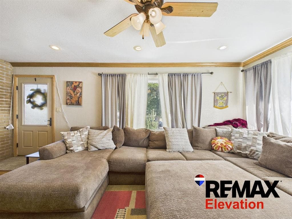 511 5th Ave N — photo 6 of 43