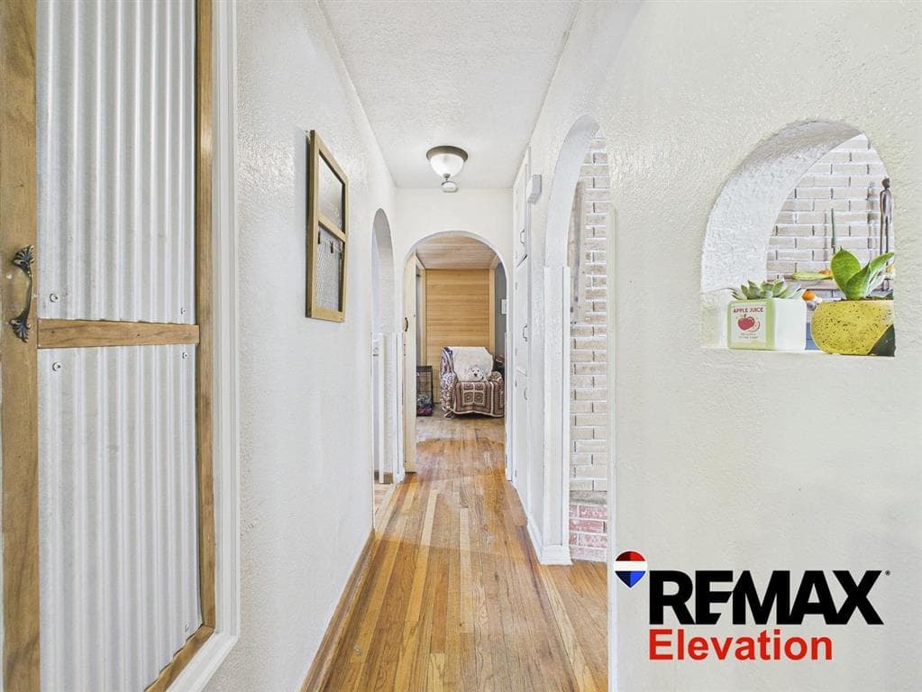 511 5th Ave N — photo 7 of 43