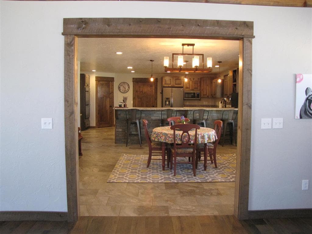 799 Great View Rd — photo 20 of 49