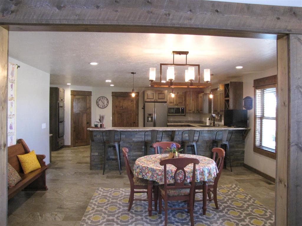 799 Great View Rd — photo 21 of 49