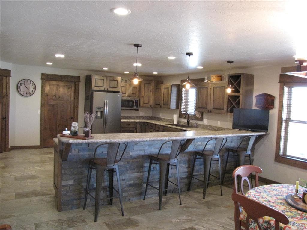 799 Great View Rd — photo 23 of 49