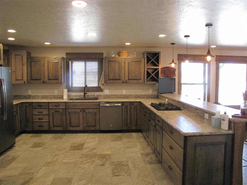 799 Great View Rd — photo 24 of 49