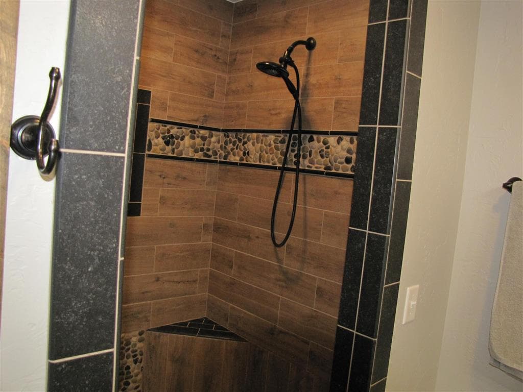 799 Great View Rd — photo 33 of 49